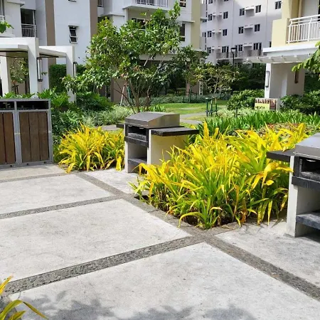 The Atherton- Spacious Modern Condo Unit In Paranaque Near The Airport, Makati, Bgc And Highways-3